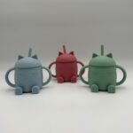 Chester The Cat II- Dusty Blue – Εκπαιδευτικό ποτηράκι σιλικόνης με στεγανό καπάκι & καλαμάκι - Image 4